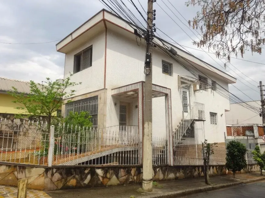 Foto 1 de Sobrado com 4 Quartos à venda, 217m² em Belém, São Paulo