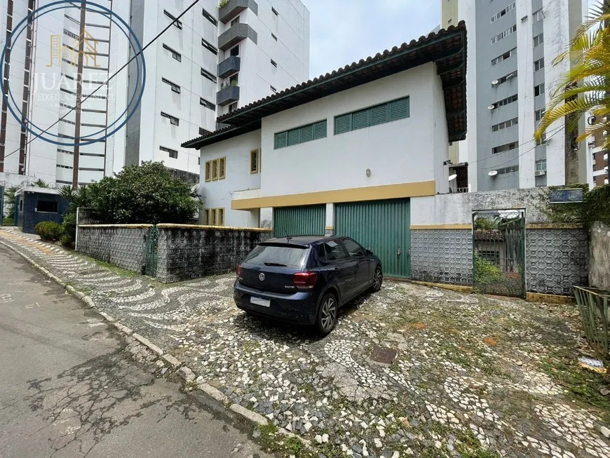 Foto 1 de Casa com 5 Quartos para venda ou aluguel, 275m² em Jardim Apipema, Salvador