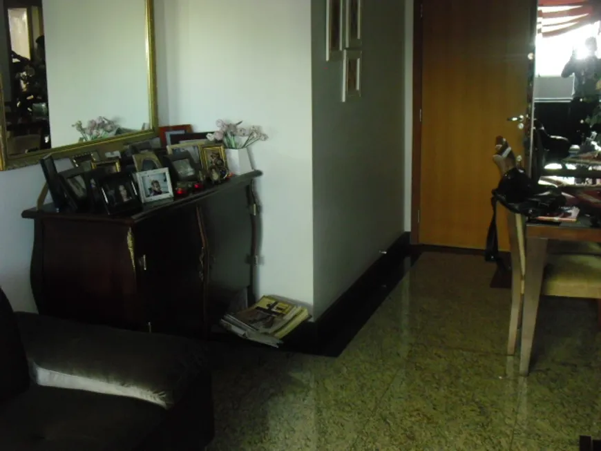 Foto 1 de Apartamento com 3 Quartos à venda, 122m² em Itapoã, Belo Horizonte