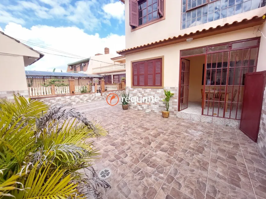 Foto 1 de Casa com 3 Quartos para alugar, 200m² em Laranjal, Pelotas