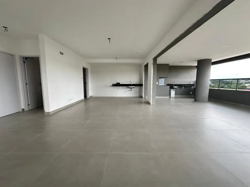 Foto 1 de Apartamento com 3 Quartos à venda, 187m² em Altamira, Uberlândia