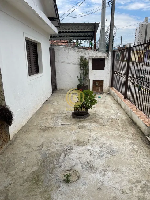 Foto 1 de Casa com 2 Quartos à venda, 120m² em Vila Paulista, Taubaté