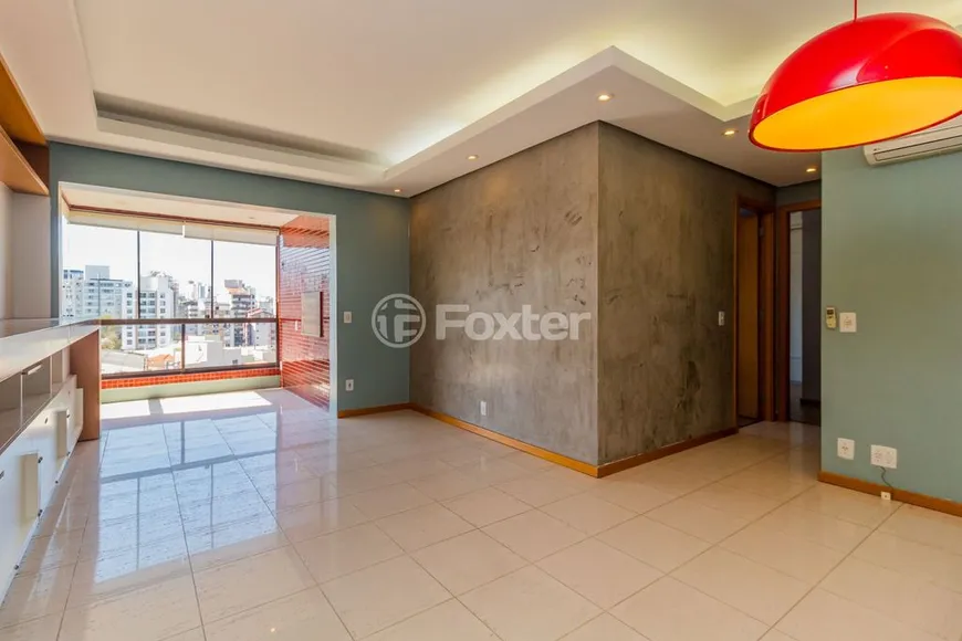 Foto 1 de Apartamento com 2 Quartos à venda, 76m² em Rio Branco, Porto Alegre