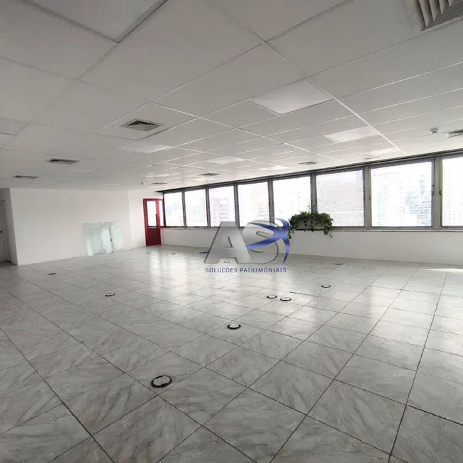 Foto 1 de Sala Comercial para venda ou aluguel, 130m² em Itaim Bibi, São Paulo