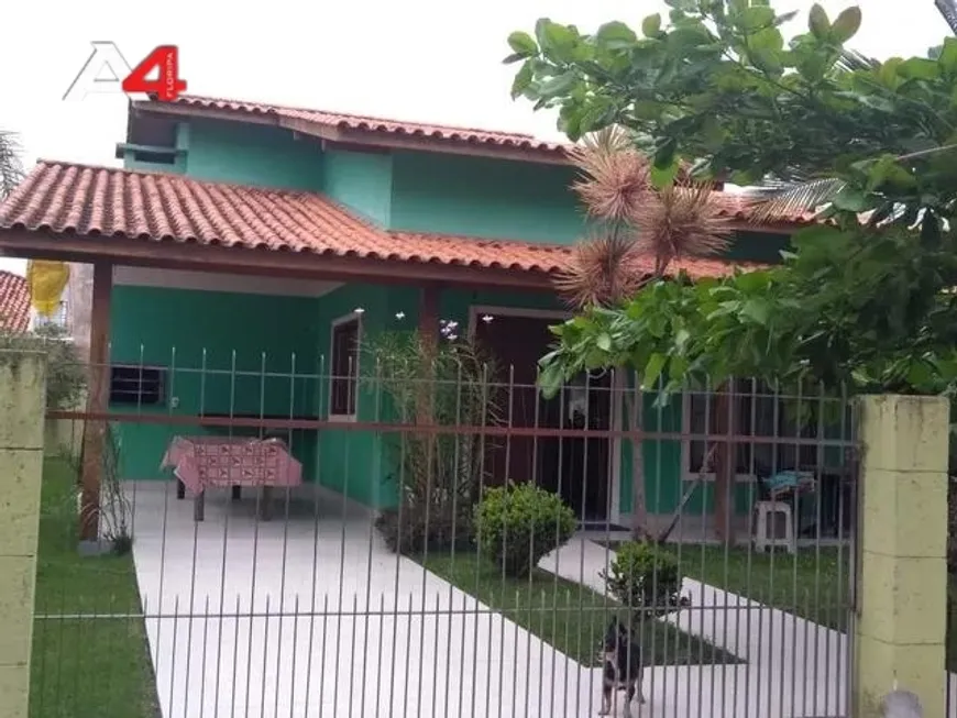 Foto 1 de Casa com 3 Quartos à venda, 132m² em Ingleses do Rio Vermelho, Florianópolis