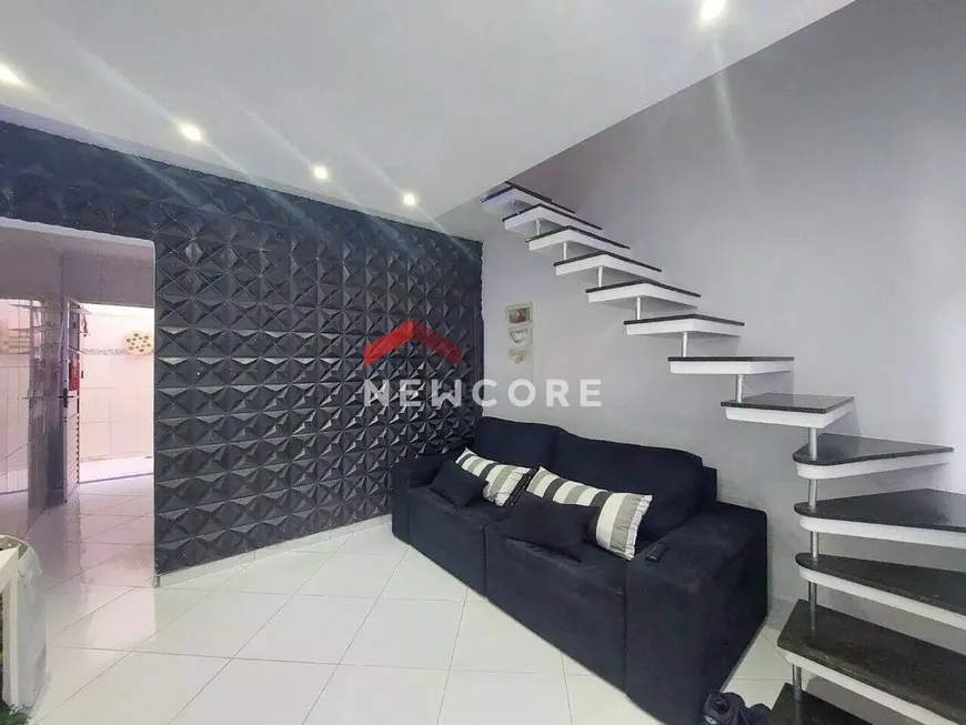 Foto 1 de Casa de Condomínio com 2 Quartos à venda, 62m² em Vila Nova Curuçá, São Paulo