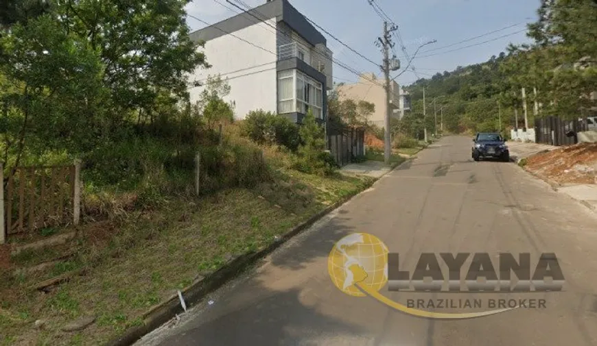 Foto 1 de Lote/Terreno à venda, 200m² em Guarujá, Porto Alegre