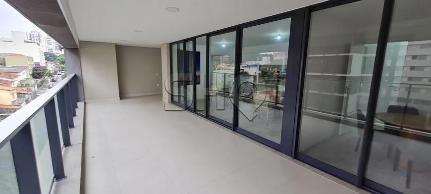 Foto 1 de Apartamento com 4 Quartos à venda, 158m² em Perdizes, São Paulo