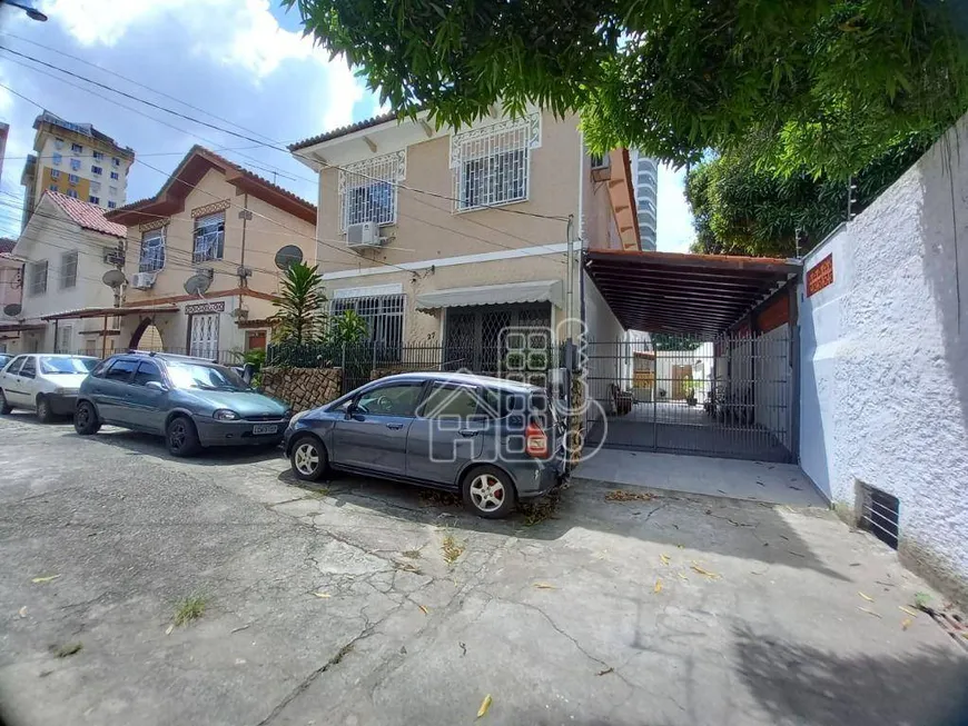 Foto 1 de Casa com 2 Quartos à venda, 120m² em Santa Rosa, Niterói