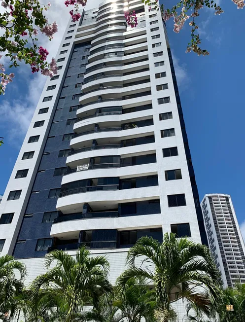 Foto 1 de Apartamento com 4 Quartos à venda, 113m² em Boa Viagem, Recife