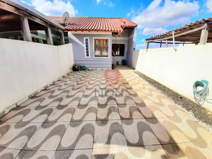 Foto 1 de Casa com 2 Quartos à venda, 55m² em Auxiliadora, Gravataí