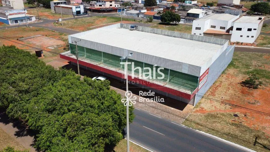 Foto 1 de Galpão/Depósito/Armazém para alugar, 1000m² em Samambaia Sul, Samambaia