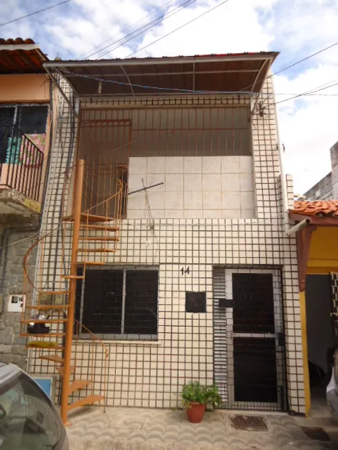 Foto 1 de Casa com 2 Quartos para alugar, 56m² em Centro, Fortaleza