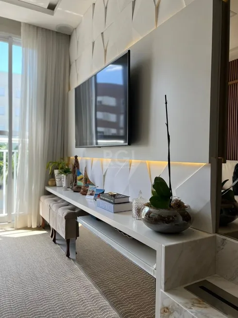 Foto 1 de Apartamento com 2 Quartos à venda, 56m² em Vila Nova, Porto Alegre
