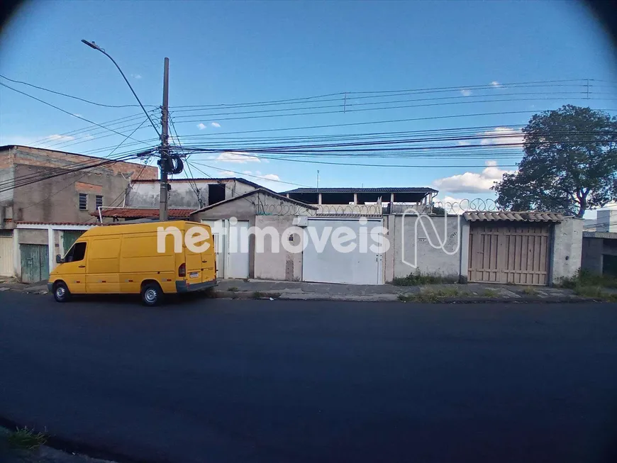 Foto 1 de Lote/Terreno à venda, 720m² em Água Branca, Contagem