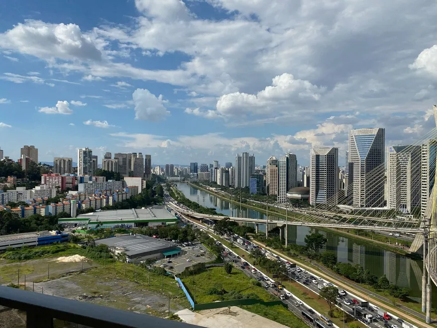 Foto 1 de Apartamento com 4 Quartos à venda, 252m² em Real Parque, São Paulo