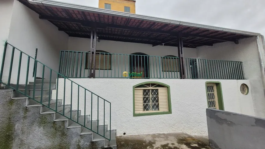 Foto 1 de Casa com 3 Quartos para alugar, 90m² em Alto dos Caiçaras, Belo Horizonte