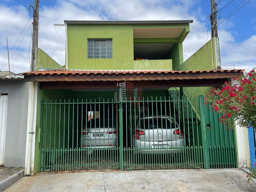 Foto 1 de Casa com 5 Quartos à venda, 189m² em Jardim Botucatu, Sorocaba