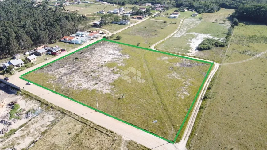 Foto 1 de Lote/Terreno à venda, 12878m² em Arroio, Imbituba