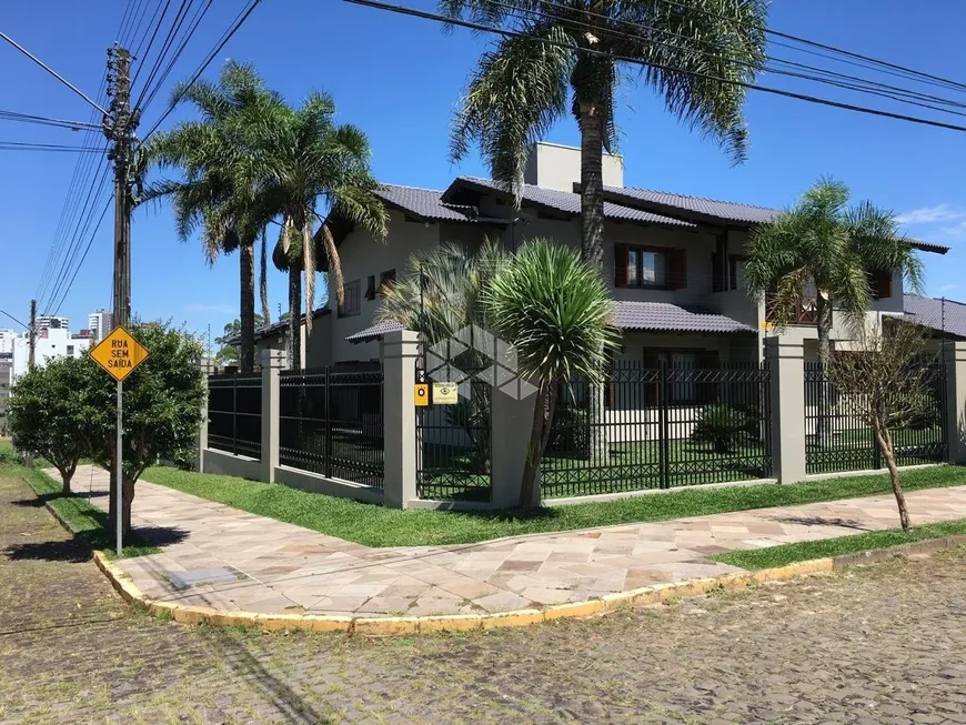 Foto 1 de Casa com 4 Quartos à venda, 524m² em Cinquentenário, Caxias do Sul