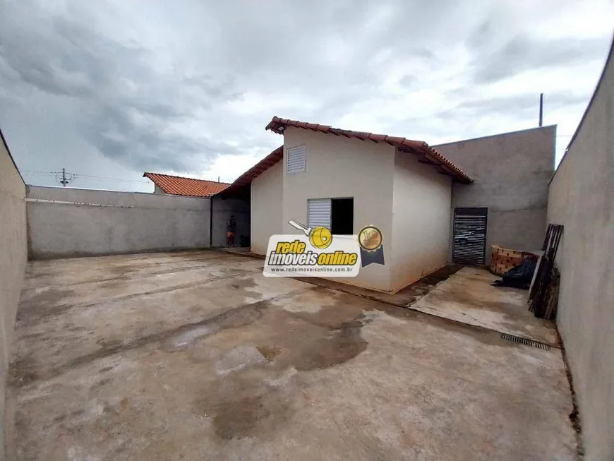 Foto 1 de Casa de Condomínio com 2 Quartos à venda, 54m² em Vila Arquelau, Uberaba