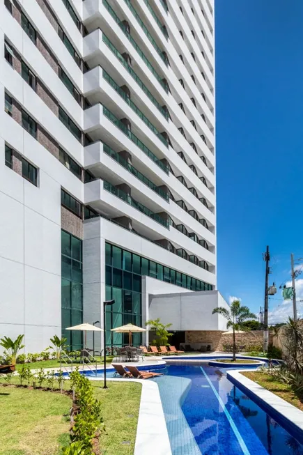 Foto 1 de Apartamento com 4 Quartos à venda, 146m² em Boa Viagem, Recife
