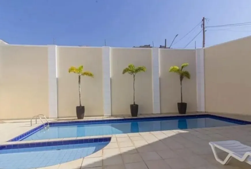 Foto 1 de Casa de Condomínio com 4 Quartos à venda, 160m² em Parque São Domingos, São Paulo