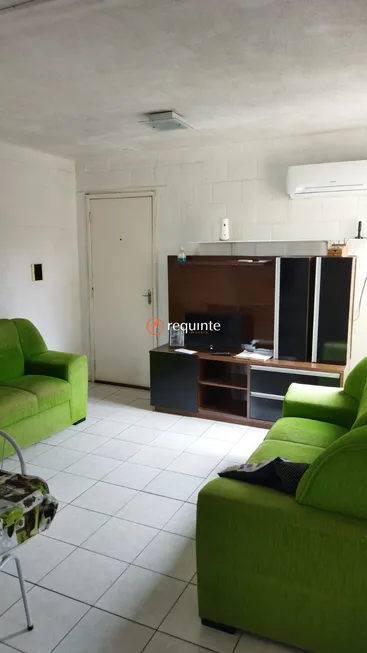 Foto 1 de Apartamento com 2 Quartos à venda, 49m² em Areal, Pelotas
