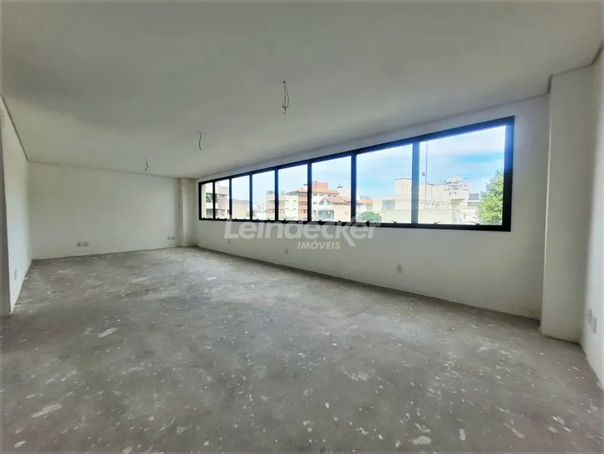 Foto 1 de Sala Comercial para alugar, 47m² em Auxiliadora, Porto Alegre