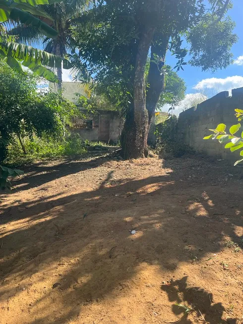 Foto 1 de Lote/Terreno à venda, 360m² em Olaria, Guarapari