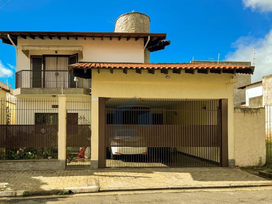 Foto 1 de Sobrado com 4 Quartos à venda, 313m² em Parque Santa Rosa, Suzano