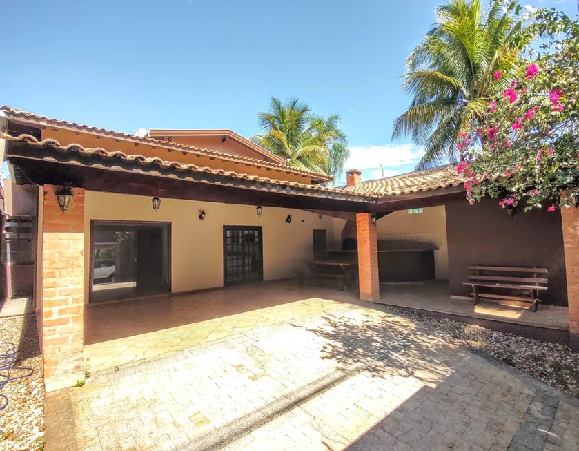 Foto 1 de Casa com 3 Quartos à venda, 220m² em Nova Piracicaba, Piracicaba