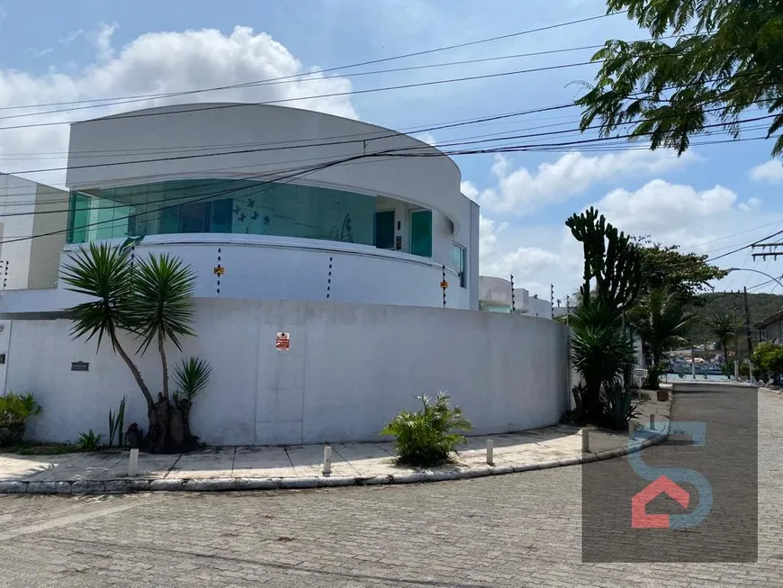 Foto 1 de Casa com 4 Quartos à venda, 175m² em Portinho, Cabo Frio