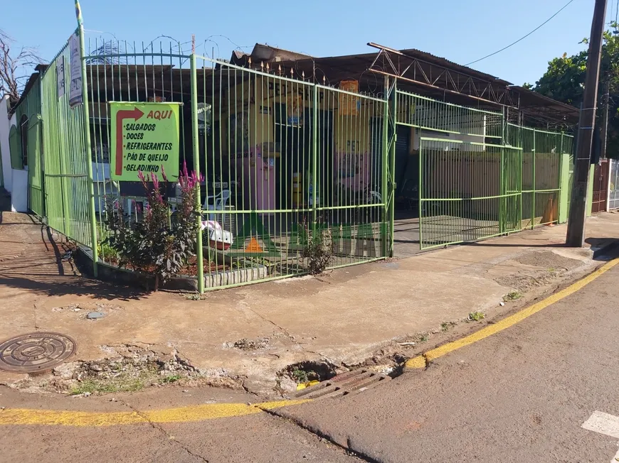 Foto 1 de Imóvel Comercial com 3 Quartos à venda, 164m² em Casoni, Londrina