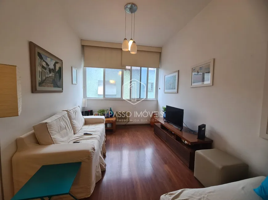 Foto 1 de Apartamento com 3 Quartos à venda, 74m² em Lagoa, Rio de Janeiro