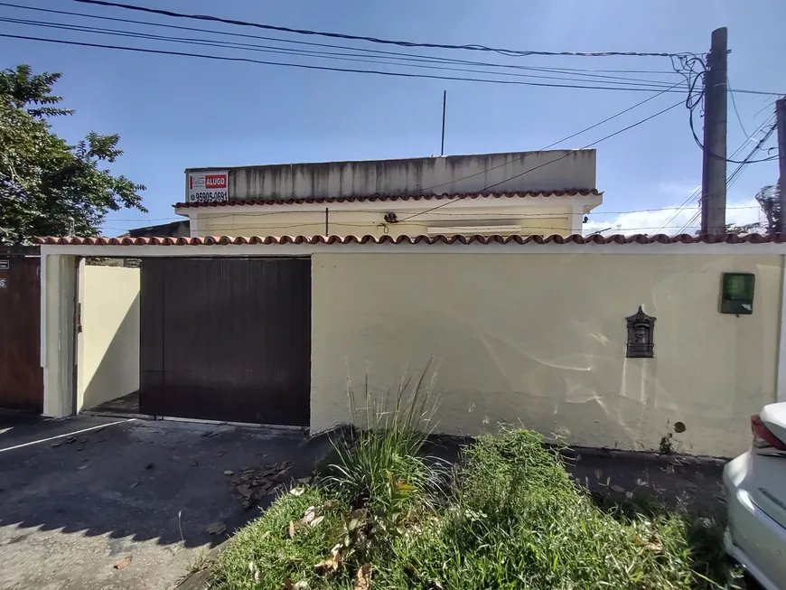Foto 1 de Casa com 3 Quartos para alugar, 100m² em Taquara, Rio de Janeiro