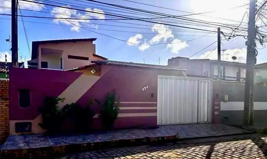 Foto 1 de Casa com 3 Quartos à venda, 235m² em Nova Parnamirim, Parnamirim