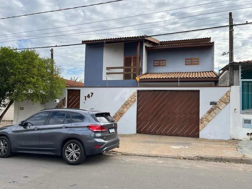 Foto 1 de Sobrado com 3 Quartos à venda, 220m² em Vila Real, Hortolândia