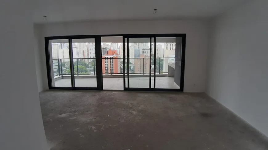 Foto 1 de Apartamento com 2 Quartos à venda, 120m² em Campo Belo, São Paulo