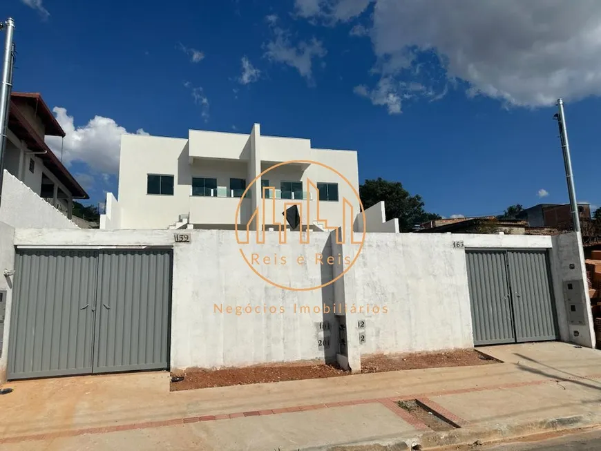 Foto 1 de Casa com 2 Quartos à venda, 70m² em Icaivera, Contagem