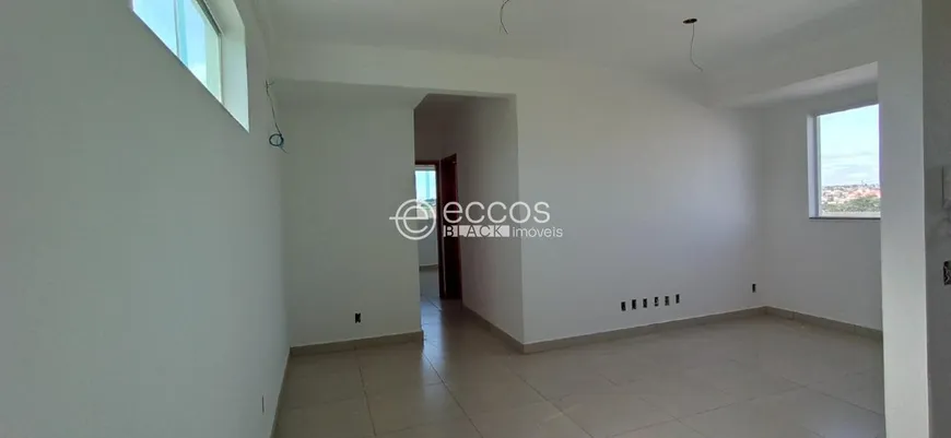 Foto 1 de Apartamento com 2 Quartos à venda, 65m² em Carajas, Uberlândia