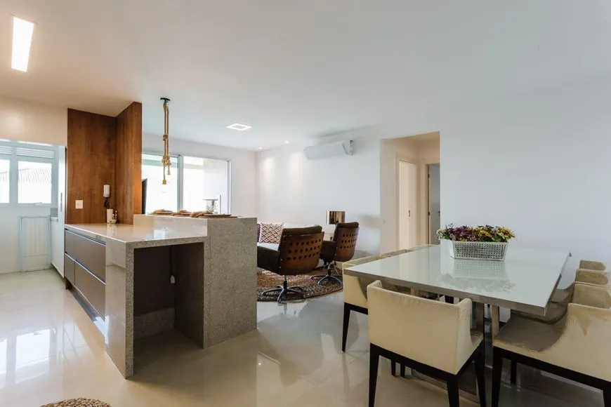 Foto 1 de Apartamento com 2 Quartos à venda, 115m² em Campeche, Florianópolis