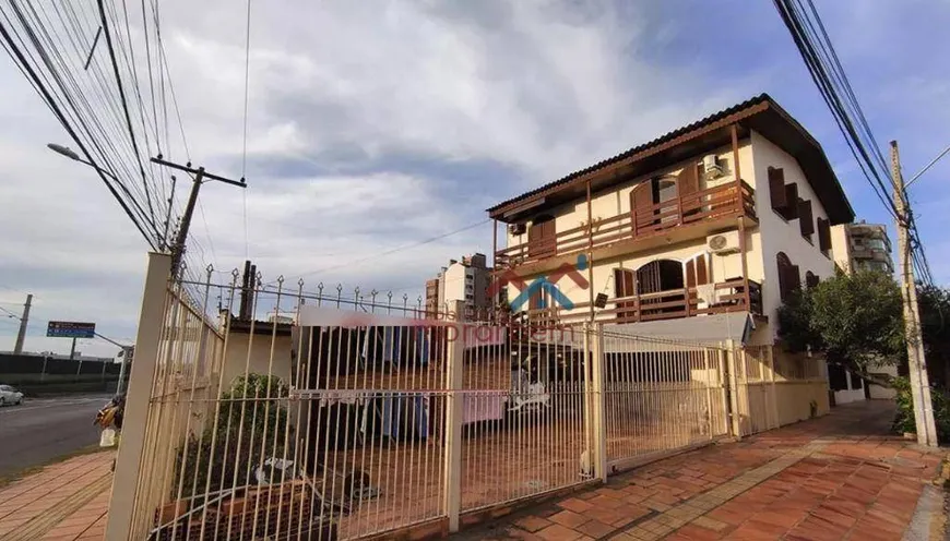 Foto 1 de Casa com 4 Quartos à venda, 350m² em Centro, Canoas