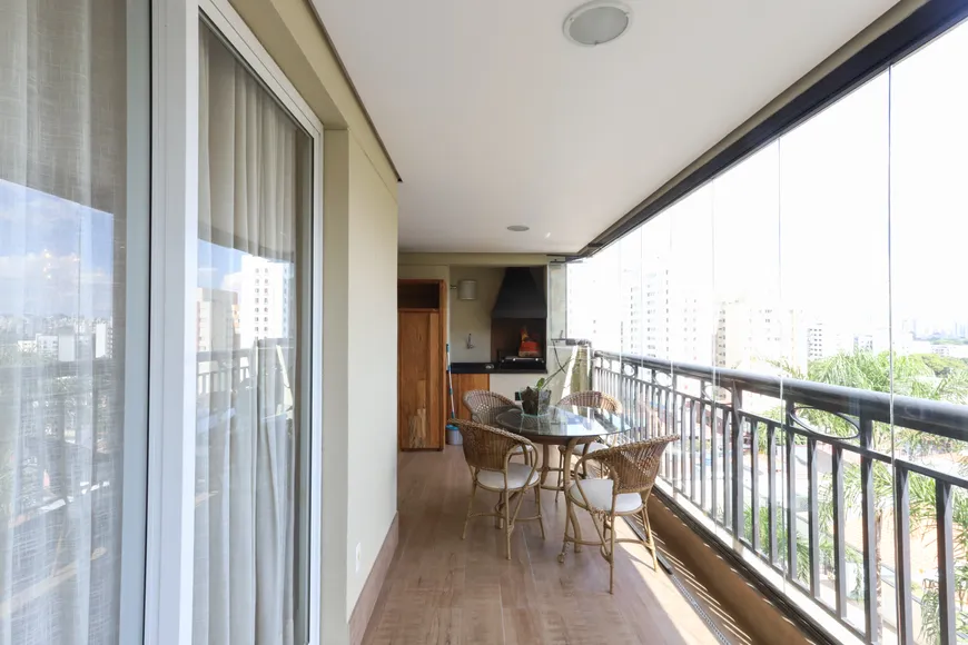 Foto 1 de Apartamento com 3 Quartos à venda, 180m² em Santana, São Paulo