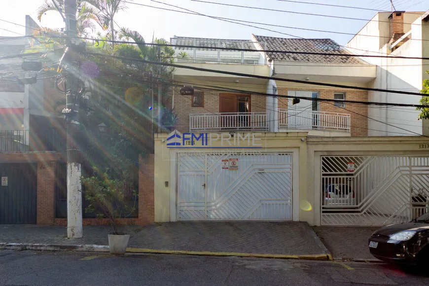 Foto 1 de Sobrado com 3 Quartos à venda, 270m² em Vila Clementino, São Paulo