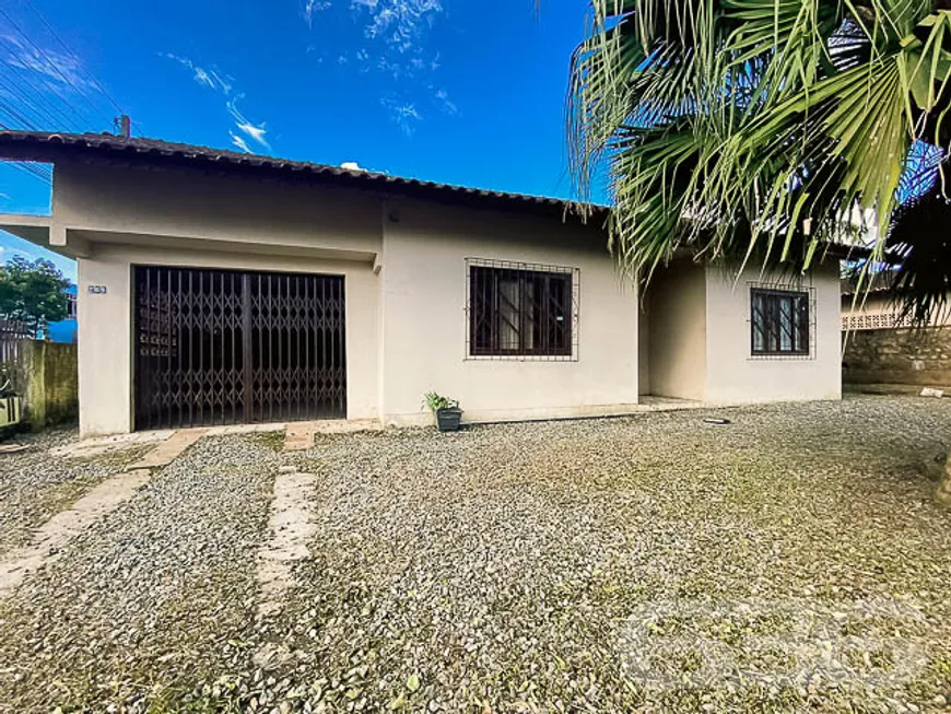 Foto 1 de Casa com 2 Quartos à venda, 70m² em Boehmerwald, Joinville