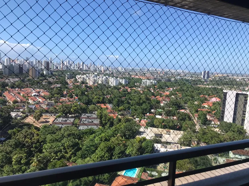 Foto 1 de Apartamento com 4 Quartos à venda, 184m² em Poço, Recife