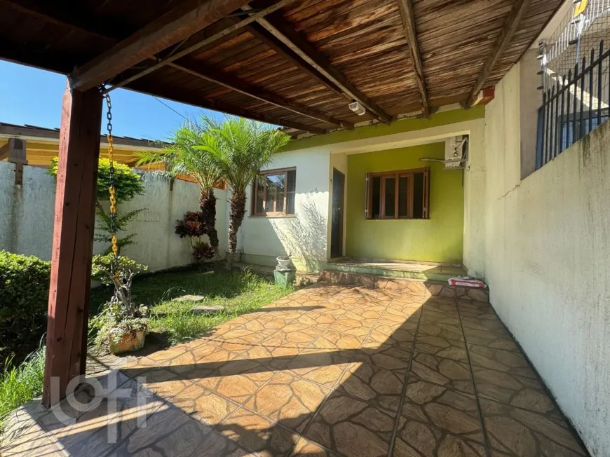 Foto 1 de Casa com 3 Quartos à venda, 59m² em Estância Velha, Canoas