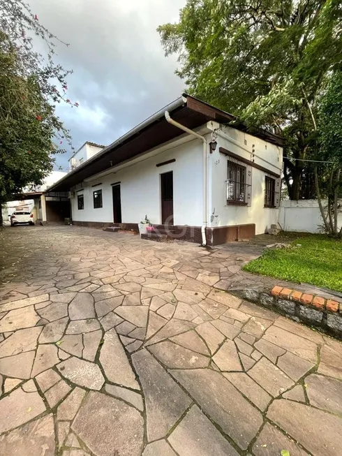 Foto 1 de Casa com 2 Quartos à venda, 593m² em Vila João Pessoa, Porto Alegre