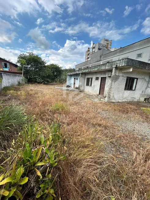 Foto 1 de Lote/Terreno à venda, 539m² em Costa E Silva, Joinville